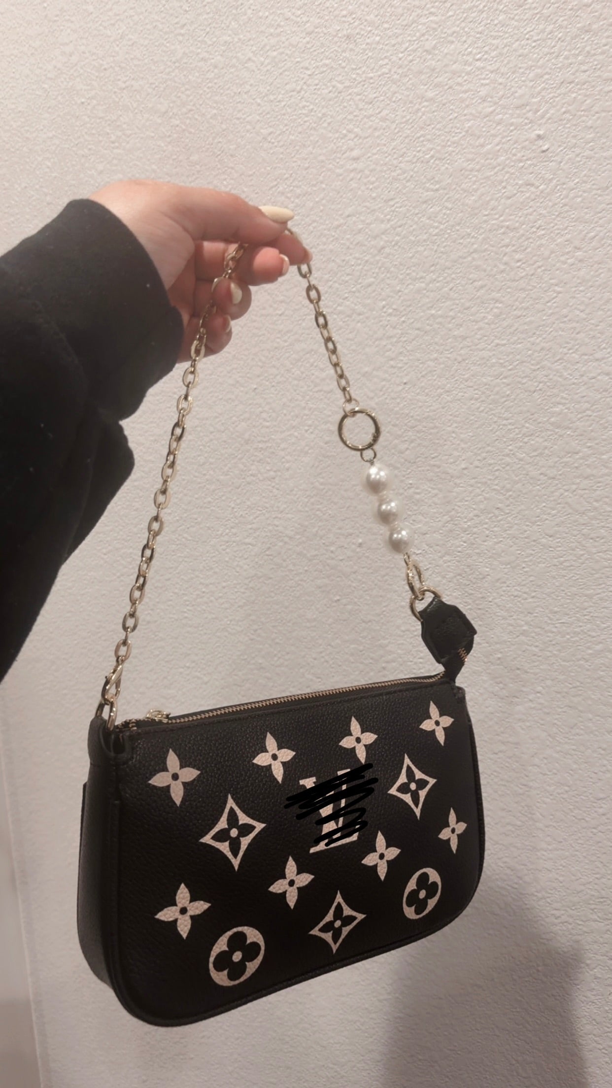 Ready to ship crossbody 🤎