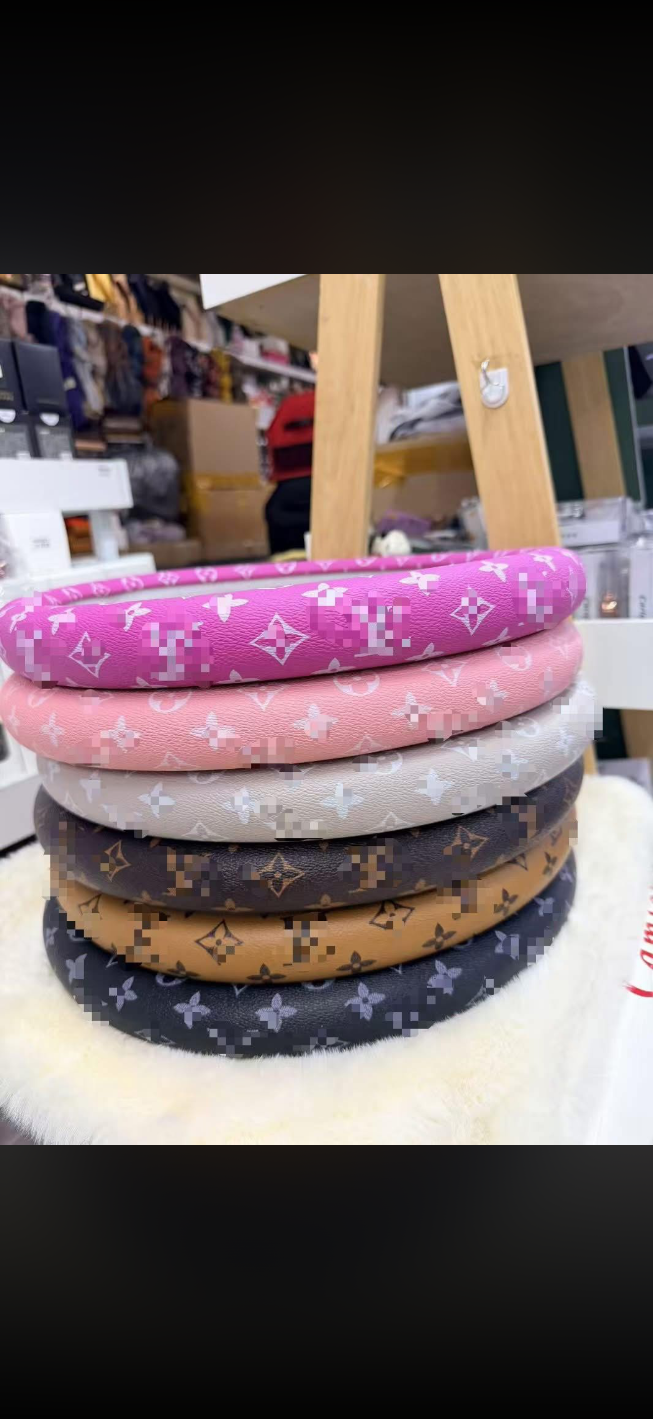 Boujee steering wheel cover 🤎